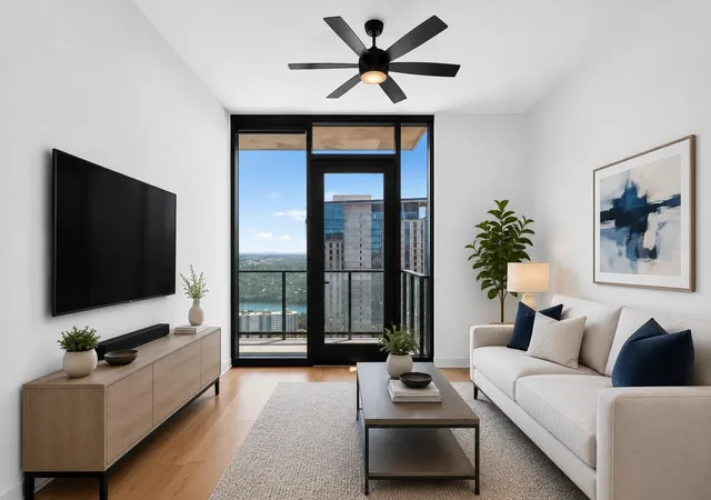 2nd image of 84 East Ave #3808, Austin, TX 78701 | MLS# 5989835