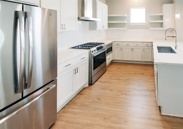 Listing Photo 3 - Condo for sale in building located at 4415 Jackson Ave, Austin, TX 78731 - Unit #4306