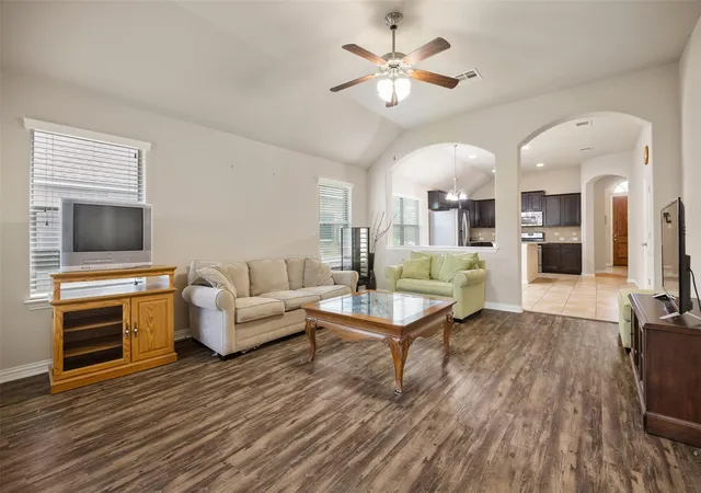 Photo 1 of Single family home for sale at 258 Snow Owl Holw, Buda, TX 78610 | MLS# 7784597 | Listing updated on 2026-10-19