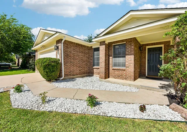 Photo 1 of Single family home for sale at 170 Kates Cv, Buda, TX 78610 | MLS# 4439607 | Listing updated on 2026-10-01