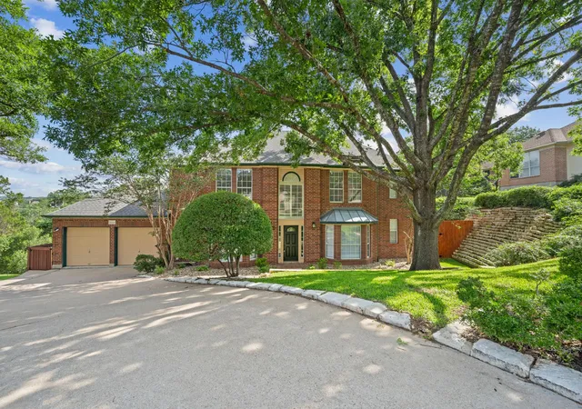 Photo 2 of Single family home for sale at 6604 Strutton Cv, Austin, TX 78759 | MLS# 2392454 | Listing updated on 2026-09-03