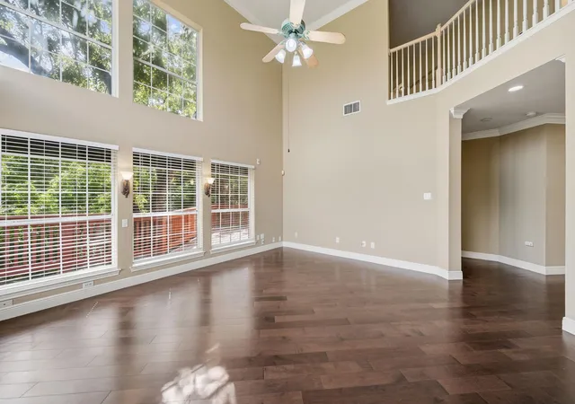 Photo 3 of Single family home for sale at 6604 Strutton Cv, Austin, TX 78759 | MLS# 2392454 | Listing updated on 2026-09-03