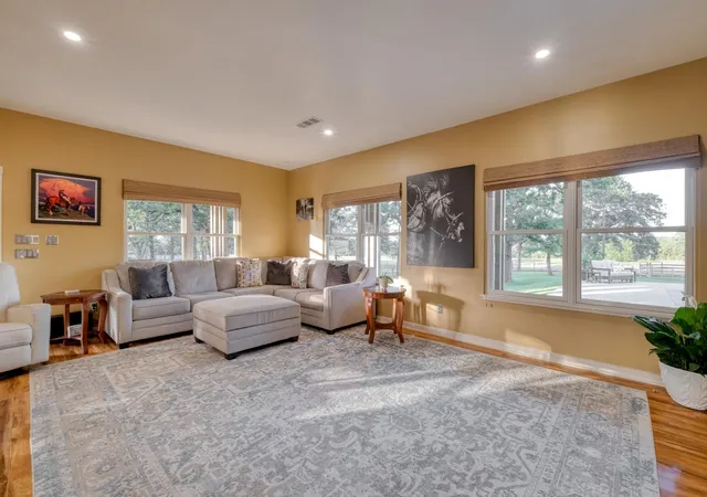 5th image of 1474 County Road B, Lexington, TX 78947 | MLS# 4487215