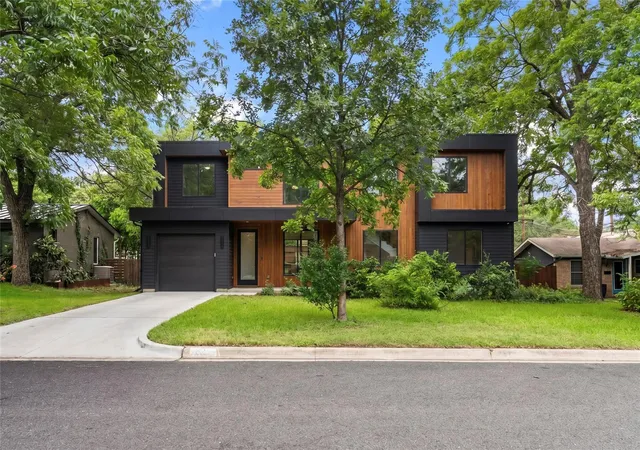 1st image of 1102 Southwood Rd, Austin, TX 78704 | MLS# 2252367