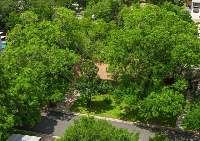 22nd image of 1102 Southwood Rd, Austin, TX 78704 | MLS# 2252367