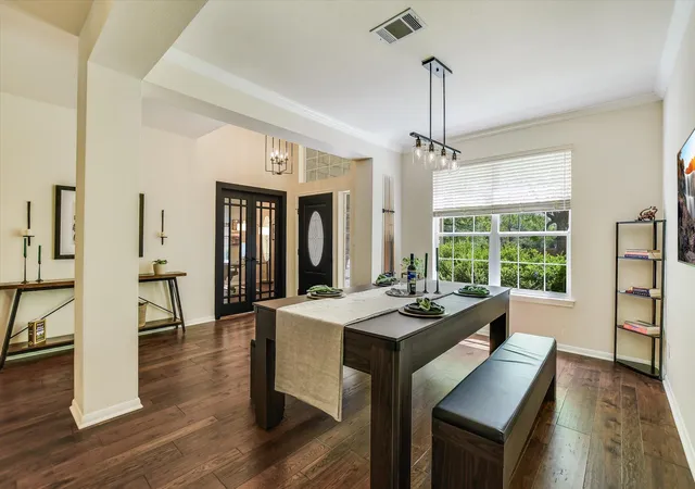 Photo 3 of Single family home for sale at 5913 Republic Of Texas Blvd, Austin, TX 78735 | MLS# 2377714 | Listing updated on 2026-10-08