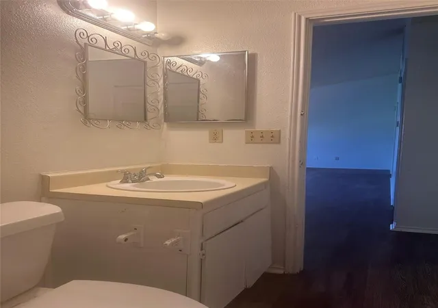 5th image of 7517 Bethune Ave, Austin, TX 78752
