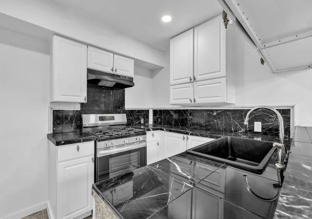 2nd image of 5210 Woodrow Ave, Austin, TX 78756 | MLS# 8591338