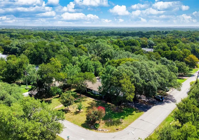 Photo 3 of Single family home for sale at 12715 Crystal Crk Dr, Buda, TX 78610 | MLS# 8585963 | Listing updated on 2026-10-05