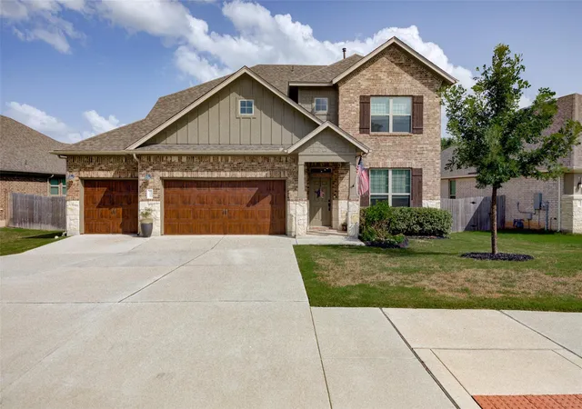 Photo 3 of Single family home for sale at 175 Goshen Dr, Dripping Springs, TX 78620 | MLS# 9953067 | Listing updated on 2026-08-26