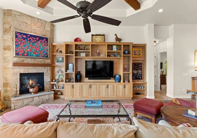 4th image of 107 Long Mountain Dr, Horseshoe Bay, TX 78657 | MLS# 5104059
