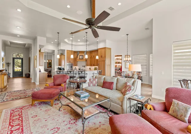 5th image of 107 Long Mountain Dr, Horseshoe Bay, TX 78657 | MLS# 5104059