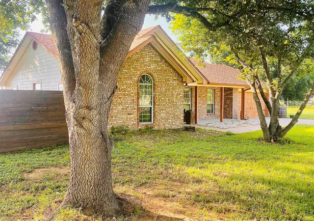 2nd image of 349 Ponderosa Rd, Bastrop, TX 78602 | MLS# 7824194