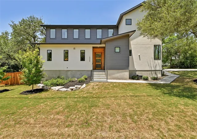 1st image of 18405 Georgetown Dr, Jonestown, TX 78645 | MLS# 3198789