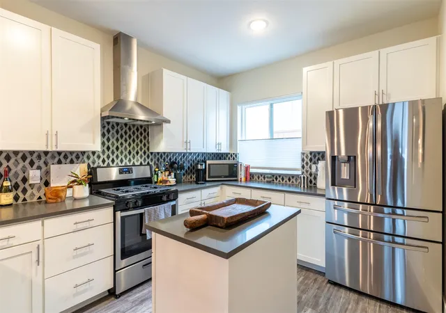 Photo 4 of Condo for sale at 2827 Manor Rd #2202, Austin, TX 78722 | MLS# 1019120 | Listing updated on 2026-08-19
