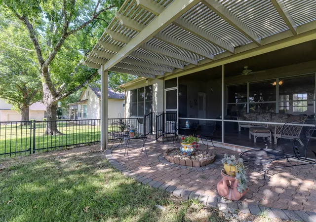 Photo 35 of Single family home for sale at 101 Morning Glory Cir, Georgetown, TX 78633 | MLS# 8416380 | Listing updated on 2026-07-25