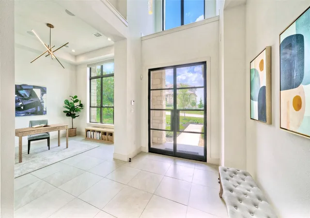 Photo 2 of Mansion for sale at 6825 Davenport Div Rd, Austin, TX 78738 | MLS# 5182513 | Listing updated on 2026-08-31