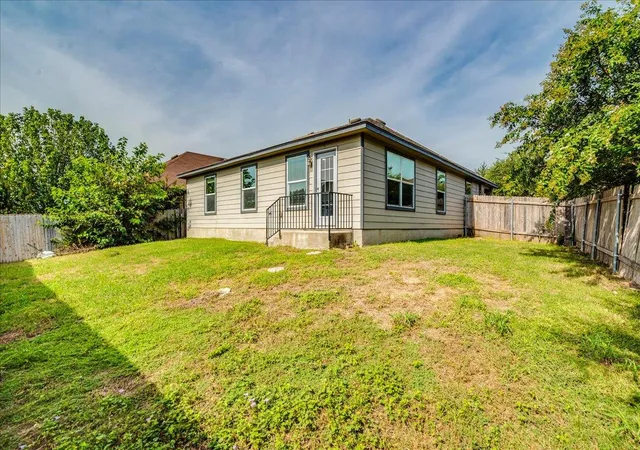 3rd image of 270 Cushman Dr, Kyle, TX 78640 | MLS# 2609096