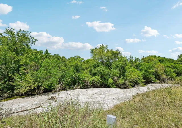 Photo 3 of Single family home for sale at 1408 Gatlinburg Dr, Pflugerville, TX 78660 | MLS# 7936342 | Listing updated on 2026-09-29