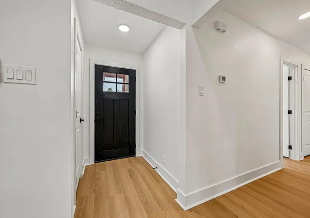 Photo 3 of Single family home for sale at 1408 Gatlinburg Dr, Pflugerville, TX 78660 | MLS# 7936342 | Listing updated on 2026-09-29