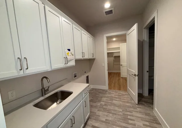 Photo 4 of Single family home for sale at 134` Pinehurst St, Meadowlakes, TX 78654 | MLS# 7721148 | Listing updated on 2026-07-25