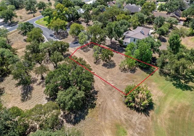 4th image of 108 Northern Spur, Horseshoe Bay, TX 78657 | MLS# 9906489