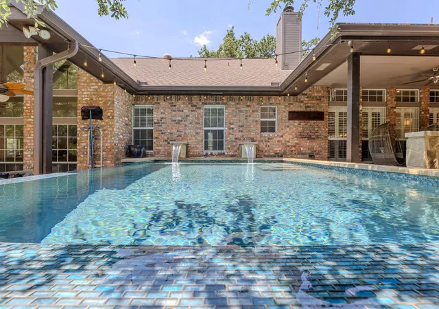 Photo 1 of Single family home for sale at 105 Bonnie Rose, Georgetown, TX 78633 | MLS# 3095813 | Listing updated on 2026-08-31