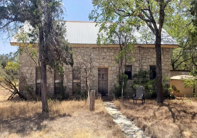 1st image of 11916 Lime Creek Rd, Leander, TX 78641 | MLS# 7118422