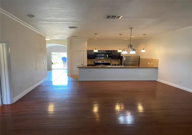 2nd image of 404 Mesa Dr, Del Valle, TX 78617 | MLS# 4178636