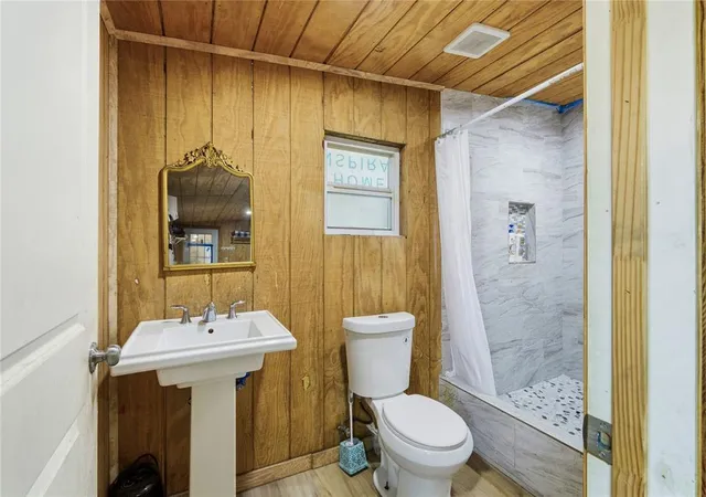 Photo 4 of Single family home for sale at 1221 Fm 812 #A, Cedar Creek, TX 78612 | MLS# 1315564 | Listing updated on 2026-10-09