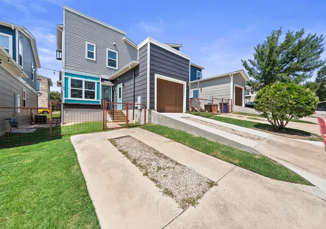3rd image of 1904 Cleese Dr, Austin, TX 78741