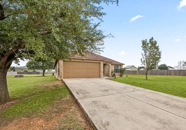 2nd image of 166 Kristen Dr, Kyle, TX 78640 | MLS# 2026756