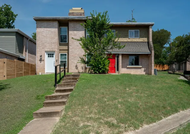 Photo 1 of Condo for sale at 6406 Chimney Crk Cir #B, Austin, TX 78723 | MLS# 3175545 | Listing updated on 2026-09-28