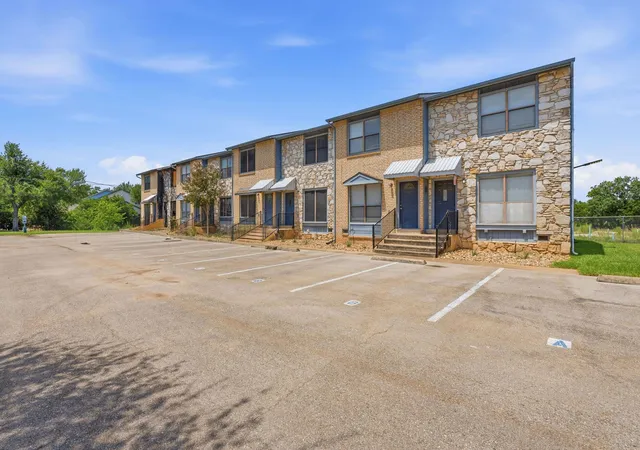 Photo 2 of Condo for sale at 3009 Whisper Oaks Ln #C, Georgetown, TX 78628 | MLS# 6086361 | Listing updated on 2026-08-07