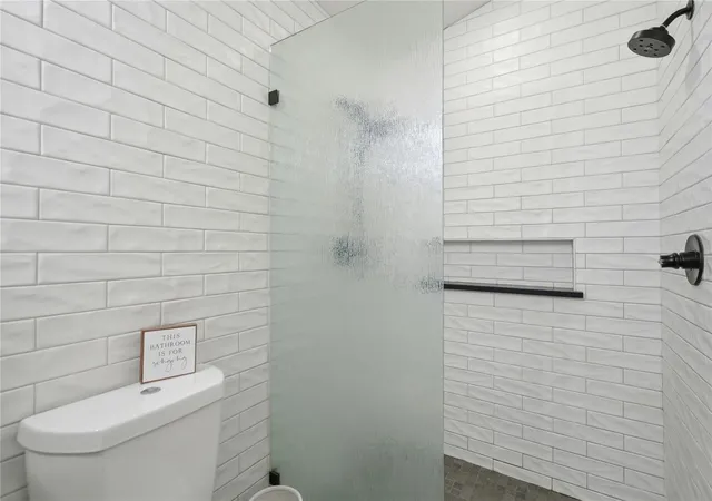 5th image of 18406 Roundrock Rd, Jonestown, TX 78645 | MLS# 2551964