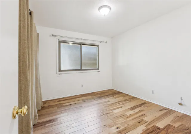 2nd image of 505 W 7Th St, Austin, TX 78701