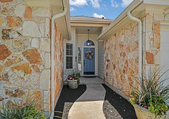 Photo 3 of Single family home for sale at 300 Fistral Dr, Hutto, TX 78634 | MLS# 8395612 | Listing updated on 2026-08-16