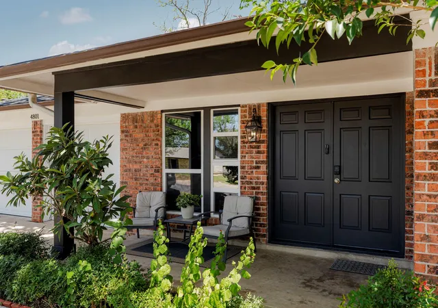 2nd image of 4801 Oldfort Hill Dr, Austin, TX 78723 | MLS# 9063085
