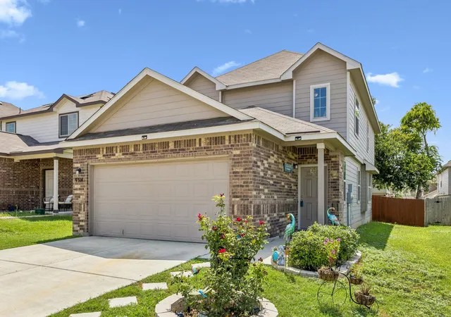Photo 1 of Single family home for sale at 9314 Graze Br, San Antonio, TX 78211 | MLS# 9206080 | Listing updated on 2026-08-16