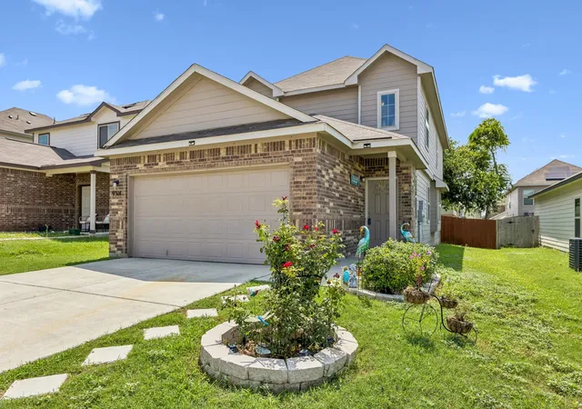 Photo 3 of Single family home for sale at 9314 Graze Br, San Antonio, TX 78211 | MLS# 9206080 | Listing updated on 2026-08-16