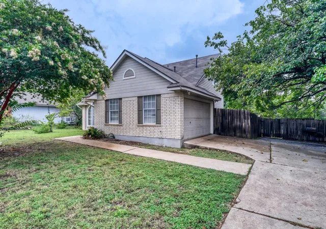 3rd image of 1910 Ireland Dr, Leander, TX 78641 | MLS# 8987563