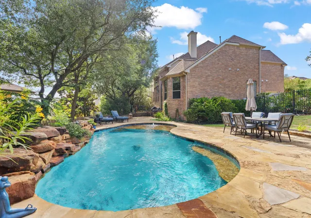 Photo 1 of Single family home for sale at 10700 Spiderling Ct, Austin, TX 78733 | MLS# 7259886 | Listing updated on 2026-08-26