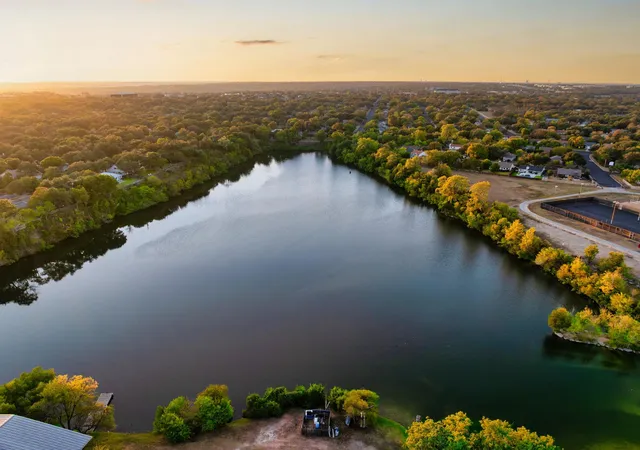 Photo 4 of Single family home for sale at 11611 Spotted Horse Dr, Austin, TX 78759 | MLS# 3781857 | Listing updated on 2026-09-15
