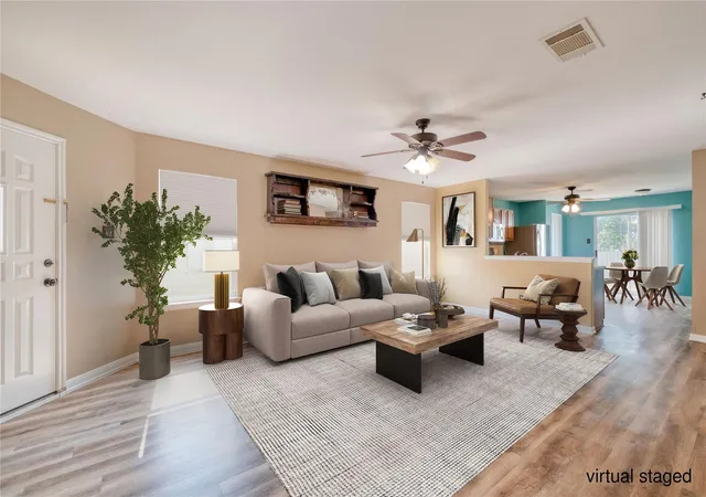 4th image of 17813 Honey Locust Ln, Elgin, TX 78621 | MLS# 1382846