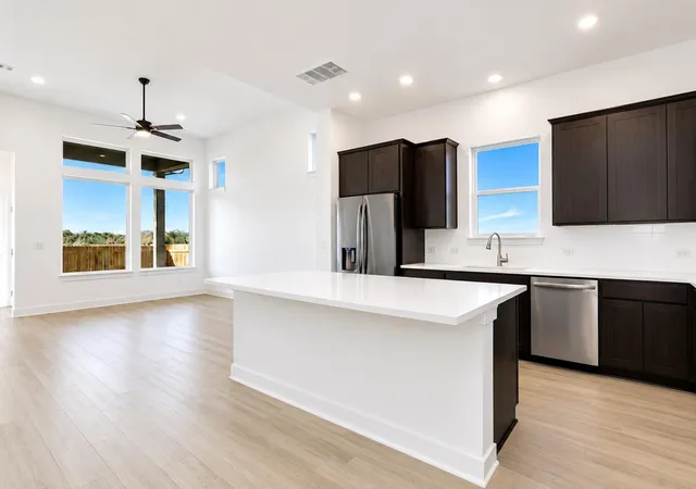 3rd image of 1424 South Brook Dr, Leander, TX 78641 | MLS# 4514810