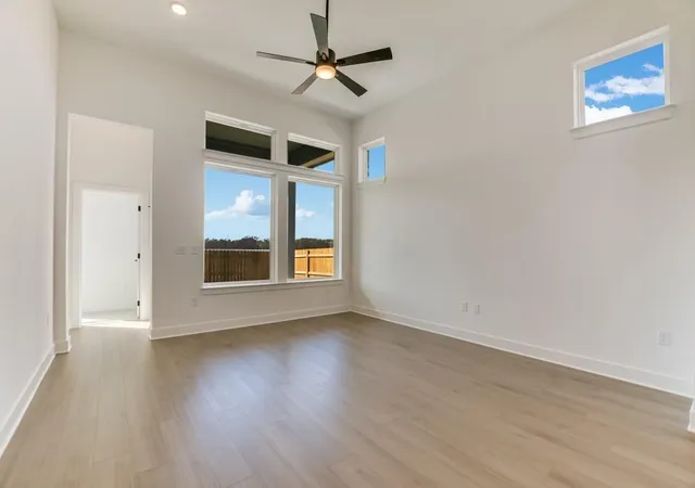 4th image of 1424 South Brook Dr, Leander, TX 78641 | MLS# 4514810