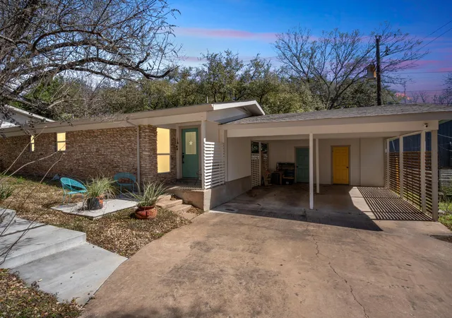 2nd image of 3303 Doolin Dr #A, Austin, TX 78704 | MLS# 4747930