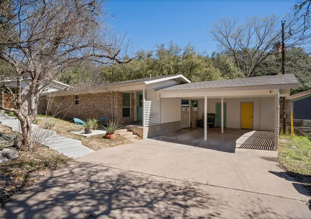 3rd image of 3303 Doolin Dr #A, Austin, TX 78704 | MLS# 4747930