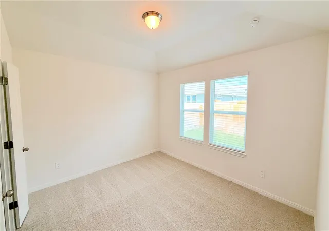 Photo 3 of Single family home for sale at 113 Woodbrook Dr, Georgetown, TX | MLS# 7340524 | Listing updated on 2026-10-15
