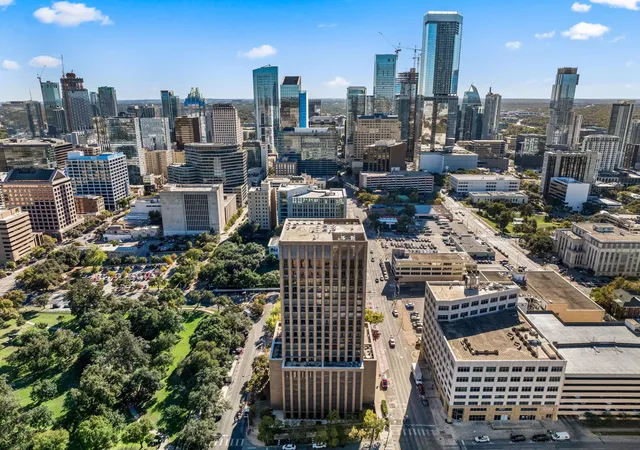 31st image of 1122 Colorado St #1202, Austin, TX 78701 | MLS# 7566765